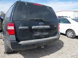 2008 Ford Expedition Limited с VIN 1FMFU19538LA87045, выставлен на аукционе IAAI как лот 41789089 с пробегом 235 314 миль миль и . История ставок и продаж доступна на DreamBid. Изображение 6.