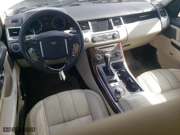 2011 Land Rover Range Rover Sport HSE LUX with VIN SALSK2D43BA271720, listed as a Copart auction lot 48464875 with 139,383 mi miles and Clean Title. Bid and sale history available at carsss.com. Image 8.