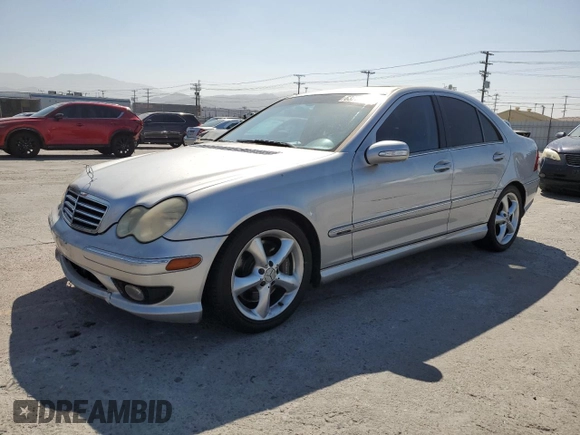 2005 Mercedes-Benz C 230 Kompressor с VIN WDBRF40J65F558797, выставлен на аукционе Copart как лот 63276695 с пробегом 190 198 миль миль и Списание • Salvage title. История ставок и продаж доступна на DreamBid. Изображение 1.