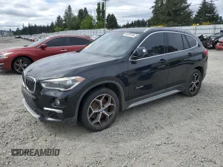 2017 BMW X1 xDrive28i z VIN WBXHT3Z37H4A54088, wystawiony jako Copart lot #56209195 z przebiegiem 135 026 mil mil oraz Tytuł czysty. Historia ofert i sprzedaży dostępna na DreamBid. Obrazek 1.