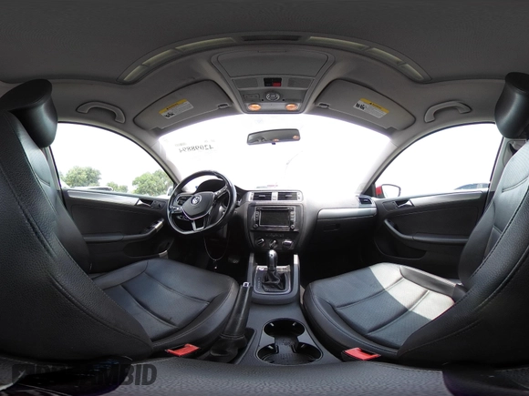 2015 Volkswagen Jetta SE with VIN 3VWD07AJ3FM275737, listed as a IAAI auction lot 42098894 with 131,716 mi miles and . Bid and sale history available at DreamBid. Image 23.