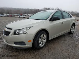 2014 Chevrolet Cruze LS with VIN 1G1PB5SG2E7120311, listed as a Copart auction lot 49786585 with 148,035 mi miles and Clean Title. Bid and sale history available at carsss.com. Image 1.