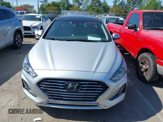 2019 Hyundai Sonata Limited z VIN KMHE34L32KA090514, wystawiony jako IAAI lot #41972794 z przebiegiem 54 602 mil mil oraz . Historia ofert i sprzedaży dostępna na DreamBid. Obrazek 13.