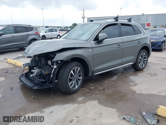 2024 Audi Q5 S line Premium Plus with VIN WA1EAAFY3R2043314, listed as a IAAI auction lot 40712504 with 5,170 mi miles. Bid and sale history available at carsss.com. Image 2.