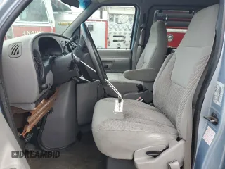 1999 Ford Econoline Passenger XL с VIN 1FBSS31S4XHC00657, выставлен на аукционе Copart как лот 58905335 с пробегом 90 323 миль миль и Списание • Salvage title. История ставок и продаж доступна на DreamBid. Изображение 7.