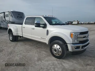 2018 Ford F-450 XL with VIN 1FT8W4DT0JEC17422, listed as a Copart auction lot 77902494 with 64,007 mi miles and Salvage Title. Bid and sale history available at carsss.com. Image 4.