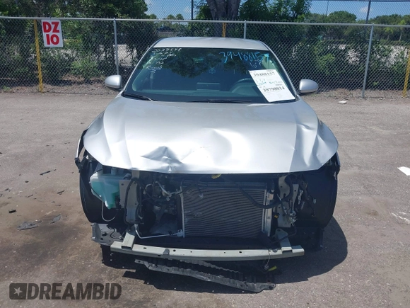 2021 Nissan Sentra SV with VIN 3N1AB8CV9MY261758, listed as a IAAI auction lot 39798014 with 43,035 mi miles and . Bid and sale history available at DreamBid. Image 6.