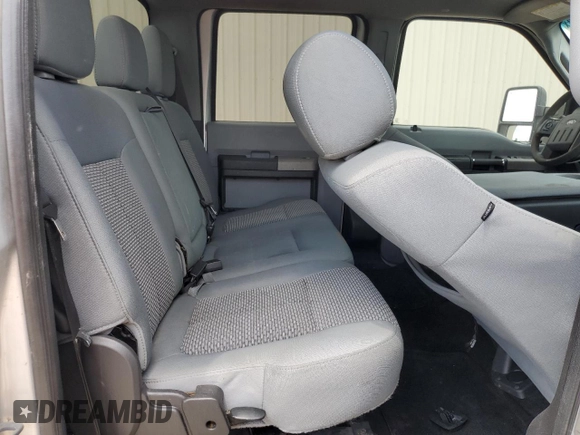 2013 Ford F-350 Platinum z VIN 1FT8W3BT5DEB03675, wystawiony jako Copart lot #46358415 z przebiegiem 293 955 mil mil oraz Czysty tytuł • Clean title. Historia ofert i sprzedaży dostępna na DreamBid. Obrazek 10.