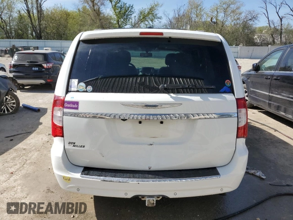2015 Chrysler Town & Country Touring L with VIN 2C4RC1CGXFR547823, listed as a Copart auction lot 56233135 with 230,728 mi miles and Clean Title. Bid and sale history available at DreamBid. Image 6.