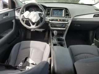 2018 Hyundai Sonata SE z VIN 5NPE24AF9JH655398, wystawiony jako Copart lot #54274075 z przebiegiem 82 601 mil mil oraz Szkoda całkowita • Salvage title. Historia ofert i sprzedaży dostępna na DreamBid. Obrazek 8.