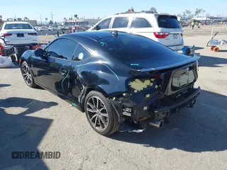 2018 Toyota 86 GT with VIN JF1ZNAE15J8700301, listed as a IAAI auction lot 41646899 with 74,587 mi miles. Bid and sale history available at carsss.com. Image 3.