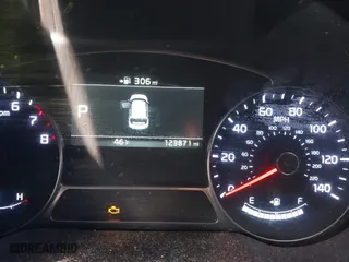 2017 Kia Soul ! with VIN KNDJX3AA8H7493941, listed as a IAAI auction lot 41405896 with 123,871 mi miles. Bid and sale history available at carsss.com. Image 7.