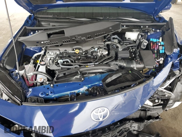 2025 Toyota Camry LE z VIN 4T1DAACK9SU164954, wystawiony jako Copart lot #60821285 z przebiegiem 9 924 mil mil oraz Szkoda całkowita • Salvage title. Historia ofert i sprzedaży dostępna na DreamBid. Obrazek 11.