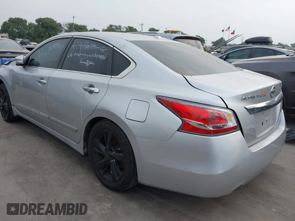 2015 Nissan Altima SL z VIN 1N4AL3APXFC480070, wystawiony jako IAAI lot #42281524 z przebiegiem 106 963 mil mil oraz . Historia ofert i sprzedaży dostępna na DreamBid. Obrazek 3.