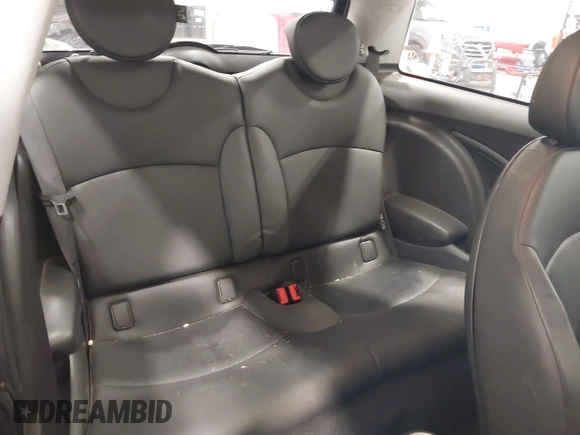 2008 MINI Hardtop S with VIN WMWMF73568TT87094, listed as a IAAI auction lot 42382863 with 114,764 mi miles and . Bid and sale history available at DreamBid. Image 8.