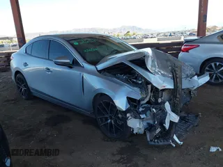 2019 Mazda 3 Select с VIN JM1BPACL5K1113424, выставлен на аукционе IAAI как лот 42087923 с пробегом 52 253 миль миль и . История ставок и продаж доступна на DreamBid. Изображение 1.