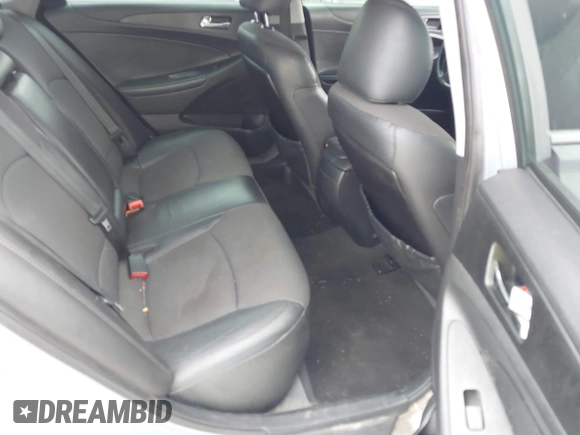 2012 Hyundai Sonata Limited z VIN 5NPEC4AB5CH402785, wystawiony jako IAAI lot #42350650 z przebiegiem 145 648 mil mil oraz . Historia ofert i sprzedaży dostępna na DreamBid. Obrazek 8.