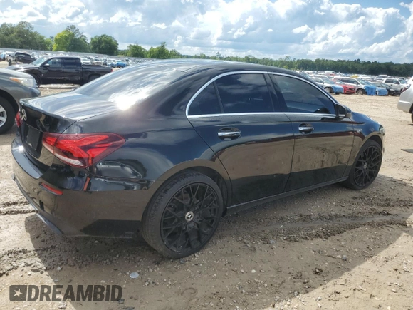 2020 Mercedes-Benz A 220 z VIN WDD3G4FB1LW038417, wystawiony jako Copart lot #56634795 z przebiegiem 88 845 mil mil oraz Czysty tytuł • Clean title. Historia ofert i sprzedaży dostępna na DreamBid. Obrazek 3.