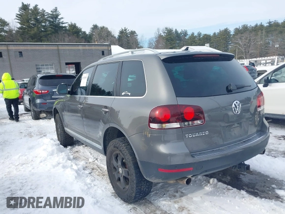 2010 Volkswagen Touareg VR6 with VIN WVGBF7A96AD004069, listed as a IAAI auction lot 41530691 with Not Provided miles and . Bid and sale history available at DreamBid. Image 3.