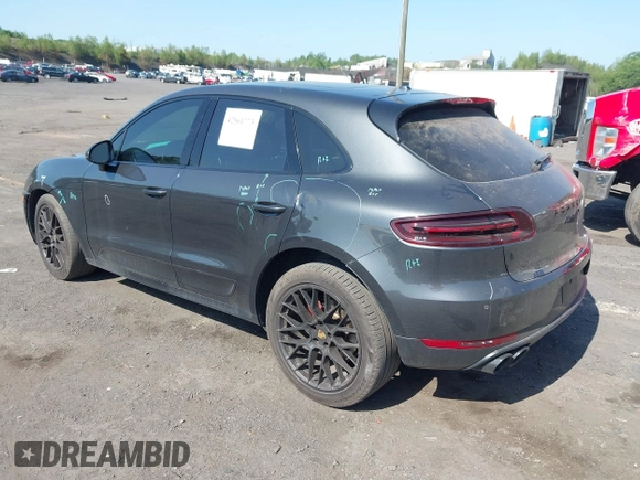 2018 Porsche Macan GTS z VIN WP1AG2A57JLB64544, wystawiony jako IAAI lot #42561773 z przebiegiem 59 400 mil mil oraz . Historia ofert i sprzedaży dostępna na DreamBid. Obrazek 3.