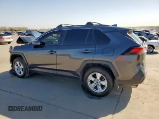 2019 Toyota RAV4 XLE with VIN JTMW1RFV1KJ015196, listed as a Copart auction lot 49452225 with 167,557 mi miles and Salvage Title. Bid and sale history available at carsss.com. Image 2.
