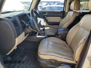 2006 Hummer H3 with VIN 5GTDN136968322812, listed as a Copart auction lot 69984324 with 212,167 mi miles and Clean Title. Bid and sale history available at carsss.com. Image 7.