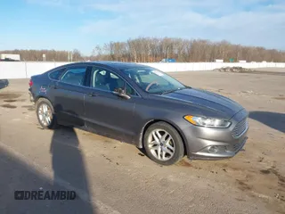 2013 Ford Fusion SE with VIN 3FA6P0HR5DR226068, listed as a IAAI auction lot 41532743 with 153,148 mi miles. Bid and sale history available at carsss.com. Image 1.