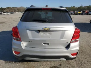 2020 Chevrolet Trax LT with VIN KL7CJPSB5LB023054, listed as a Copart auction lot 49056295 with Not provided miles and Salvage title. Bid and sale history available at DreamBid. Image 6.