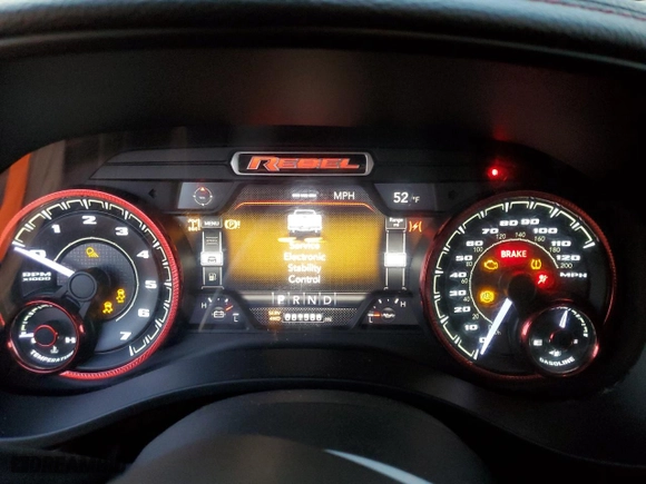 2019 Ram 1500 Rebel with VIN 1C6SRFLT2KN698535, listed as a Copart auction lot 81854214 with 61,586 mi miles and Clean Title. Bid and sale history available at carsss.com. Image 9.