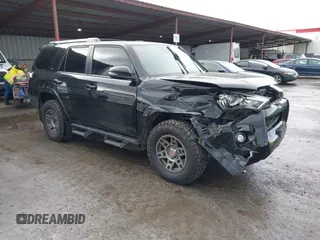 2020 Toyota 4Runner SR5 with VIN JTEBU5JR9L5745422, listed as a IAAI auction lot 41500603 with 58,926 mi miles and . Bid and sale history available at DreamBid. Image 1.
