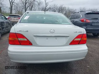 2002 Lexus LS 430 z VIN JTHBN30F020052519, wystawiony jako IAAI lot #41920819 z przebiegiem 254 280 mil mil oraz . Historia ofert i sprzedaży dostępna na DreamBid. Obrazek 16.