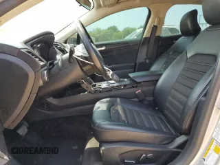 2018 Ford Fusion SE z VIN 3FA6P0HD3JR238137, wystawiony jako Copart lot #54828205 z przebiegiem 131 221 mil mil oraz Szkoda całkowita • Salvage title. Historia ofert i sprzedaży dostępna na DreamBid. Obrazek 7.