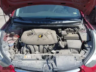 2015 Hyundai Elantra SE with VIN 5NPDH4AE8FH564373, listed as a IAAI auction lot 42092128 with 132,373 mi miles. Bid and sale history available at carsss.com. Image 10.