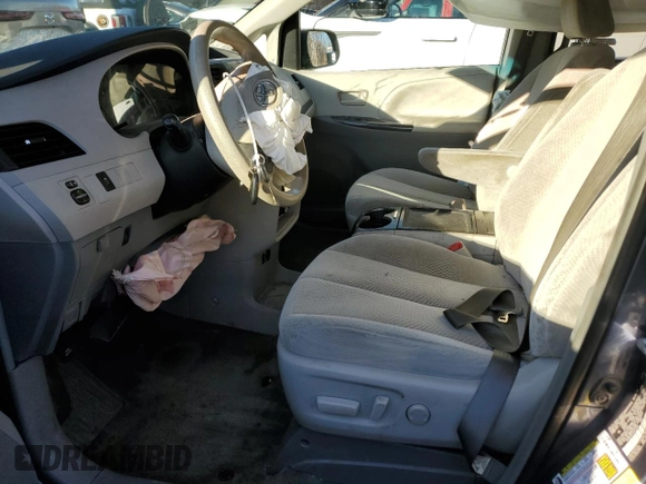2014 Toyota Sienna LE AAS with VIN 5TDKK3DC7ES457093, listed as a Copart auction lot 84816084 with 171,256 mi miles and Salvage Title. Bid and sale history available at carsss.com. Image 7.