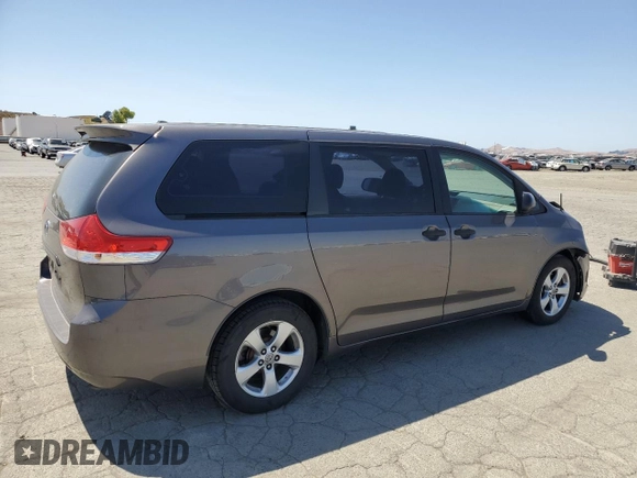 2012 Toyota Sienna с VIN 5TDZK3DC0CS190388, выставлен на аукционе Copart как лот 58564315 с пробегом 256 936 миль миль и Списание • Salvage title. История ставок и продаж доступна на DreamBid. Изображение 3.