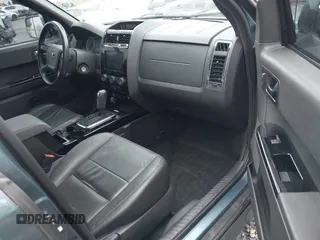 2011 Ford Escape Limited with VIN 1FMCU9EG1BKB25815, listed as a IAAI auction lot 41937422 with 166,207 mi miles. Bid and sale history available at carsss.com. Image 5.