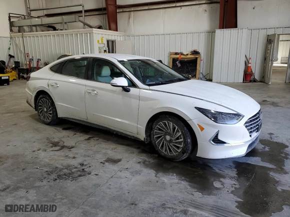 2023 Hyundai Sonata Hybrid SEL with VIN KMHL34JJXPA078014, listed as a Copart auction lot 42442455 with 17,281 mi miles and Salvage Title. Bid and sale history available at carsss.com. Image 4.