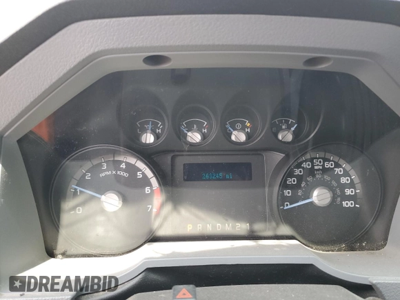 2013 Ford F-250 XL with VIN 1FT7W2B63DEB20135, listed as a Copart auction lot 59576445 with 263,245 mi miles and Salvage title. Bid and sale history available at DreamBid. Image 9.