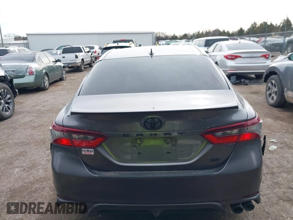 2021 Toyota Camry SE Nightshade with VIN 4T1T11AK3MU496499, listed as a IAAI auction lot 41733005 with 141,711 mi miles. Bid and sale history available at carsss.com. Image 16.