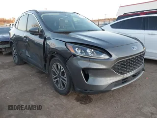 2021 Ford Escape SEL z VIN 1FMCU0H65MUA35945, wystawiony jako IAAI lot #41745909 z przebiegiem 135 334 mil mil oraz . Historia ofert i sprzedaży dostępna na DreamBid. Obrazek 1.