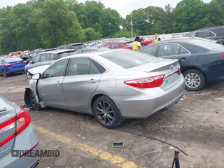 2017 Toyota Camry XLE z VIN 4T1BF1FK0HU436644, wystawiony jako IAAI lot #42134920 z przebiegiem 136 917 mil mil oraz . Historia ofert i sprzedaży dostępna na DreamBid. Obrazek 14.