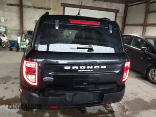 2022 Ford Bronco Sport Big Bend z VIN 3FMCR9B63NRD14835, wystawiony jako IAAI lot #42187427 z przebiegiem 33 984 mil mil oraz . Historia ofert i sprzedaży dostępna na DreamBid. Obrazek 16.