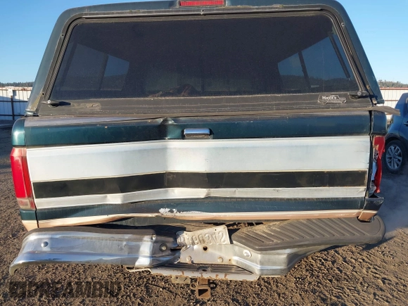 1995 Ford F-150 z VIN 1FTEX14H7SKA83280, wystawiony jako IAAI lot #41443410 z przebiegiem 334 830 mil mil oraz . Historia ofert i sprzedaży dostępna na DreamBid. Obrazek 6.