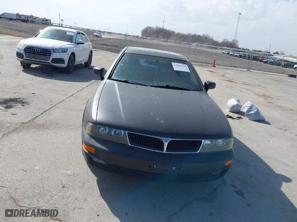 2001 Mitsubishi Diamante LS with VIN 6MMAP67P21T009410, listed as a IAAI auction lot 41804325 with 192,812 mi miles. Bid and sale history available at carsss.com. Image 6.
