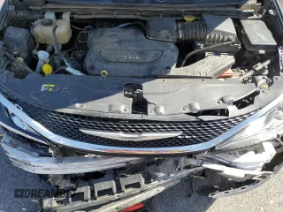 2017 Chrysler Pacifica Limited with VIN 2C4RC1GG2HR804955, listed as a Copart auction lot 74741074 with 117,936 mi miles and Salvage title. Bid and sale history available at DreamBid. Image 13.