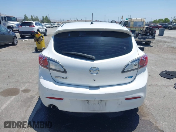2013 Mazda 3 i Touring with VIN JM1BL1LP5D1765199, listed as a IAAI auction lot 42408314 with 137,720 mi miles and . Bid and sale history available at DreamBid. Image 16.