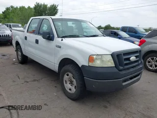 2008 Ford F-150 XL с VIN 1FTRW12W58KE90819, выставлен на аукционе IAAI как лот 42807456 с пробегом 243 032 миль миль и . История ставок и продаж доступна на DreamBid. Изображение 1.