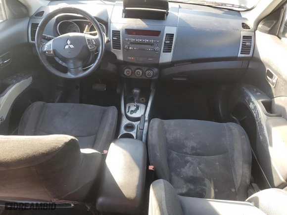 2009 Mitsubishi Outlander ES with VIN JA4LS21W59Z000598, listed as a Copart auction lot 83636464 with 230,579 mi miles and Clean Title. Bid and sale history available at carsss.com. Image 8.