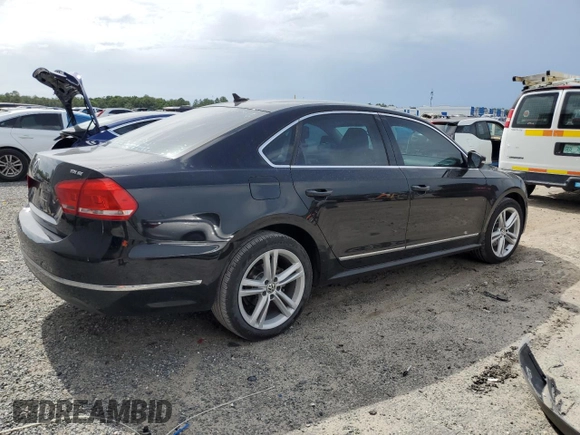 2014 Volkswagen Passat SE with VIN 1VWBN7A35EC094262, listed as a Copart auction lot 60287965 with 71,081 mi miles and Salvage title. Bid and sale history available at DreamBid. Image 3.