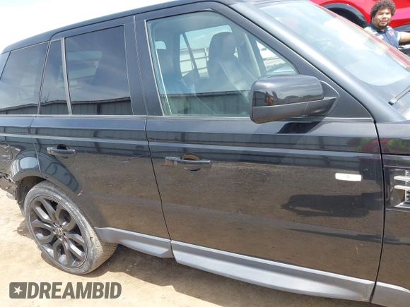 2013 Land Rover Range Rover Sport SC с VIN SALSH2E4XDA766738, выставлен на аукционе IAAI как лот 42618626 с пробегом 97 578 миль миль и . История ставок и продаж доступна на DreamBid. Изображение 13.